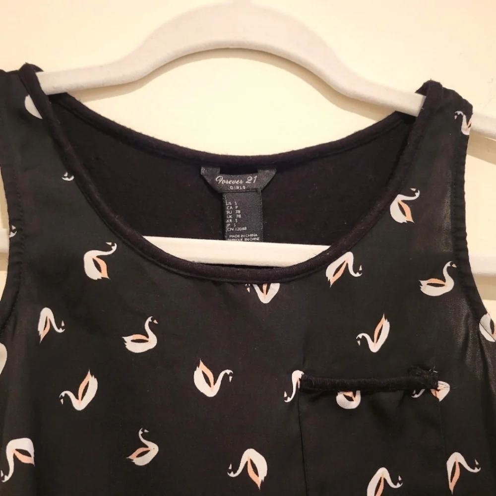 2/$18 Forever 21 Girls Swan Tank Top Black Pink Gray Racerback Tee Shirt S